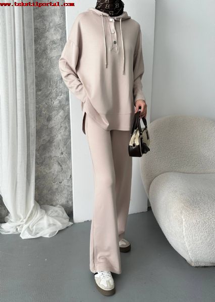 Modal Snap- On Hooded Tracksuit<br><br><p><span style=